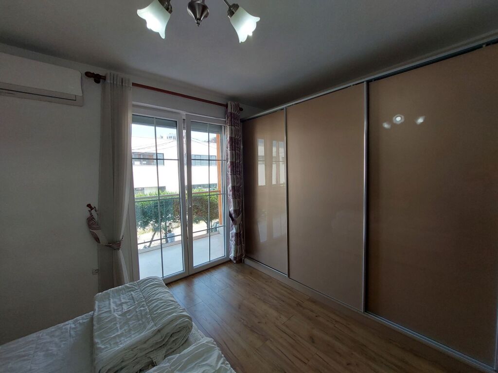 Affitto | Apartament 2 + 1 | Rruga 5 Maji | 600 €/mese