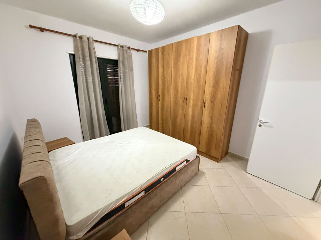 🏠 Appartamento 1+1 in affitto  📍 Indirizzo: Astir Green City 🏢 Piano: 5 🛋️ Arredato 💰 Prezzo: 450 mila lek/mese  📞 Per maggiori informazioni o per visitare, contattare in privato.