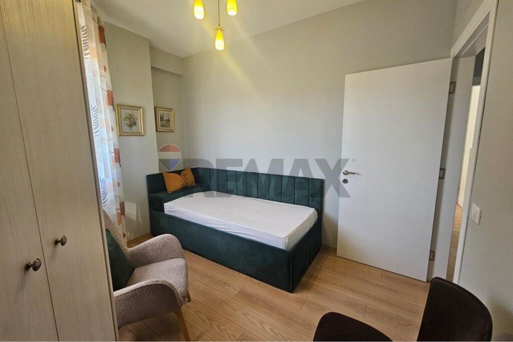 2+1 apartment for rent in Tirana