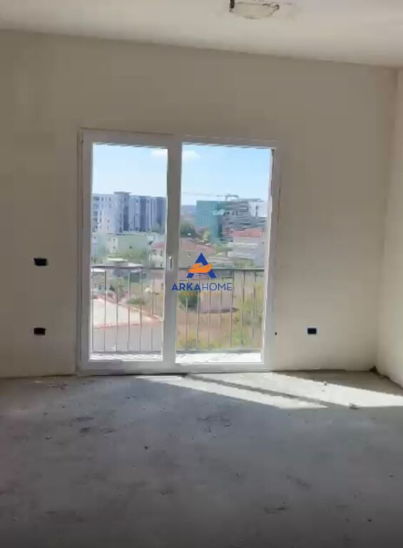 IN VENDITA APPARTAMENTO 3+1 + 2 BALCONI "PASKUQAN BRITISH 1" 15.000.000 LEKE