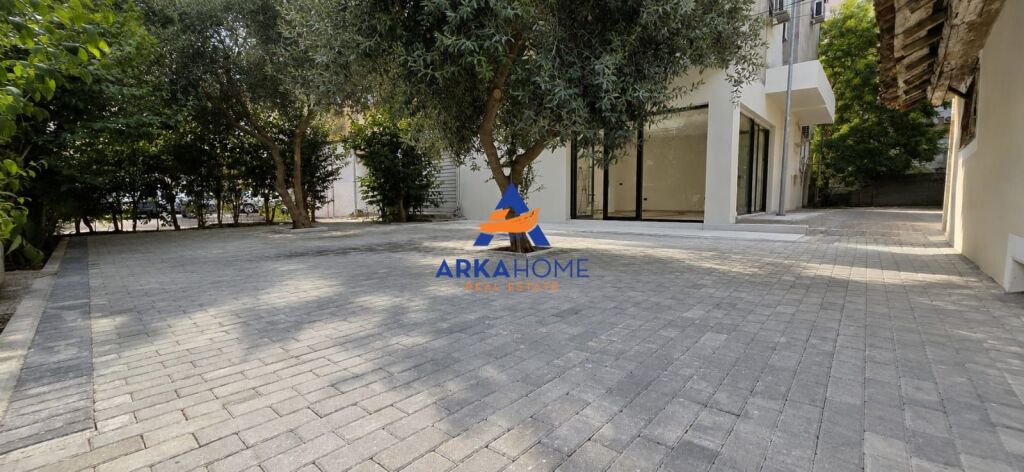 COMMERCIAL UNIT FOR SALE 50 M2 "THANAS ZIKO STREET" 188,000 EURO