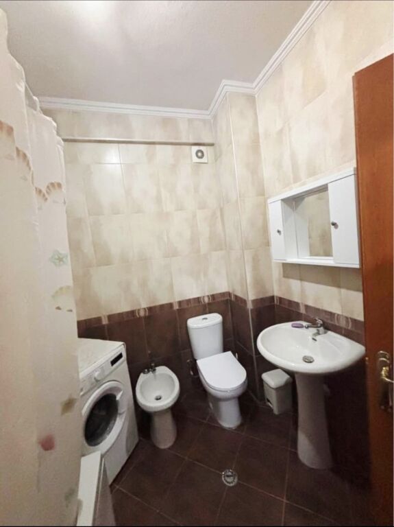 Apartament 2+1 te Eleonora kodre diellit