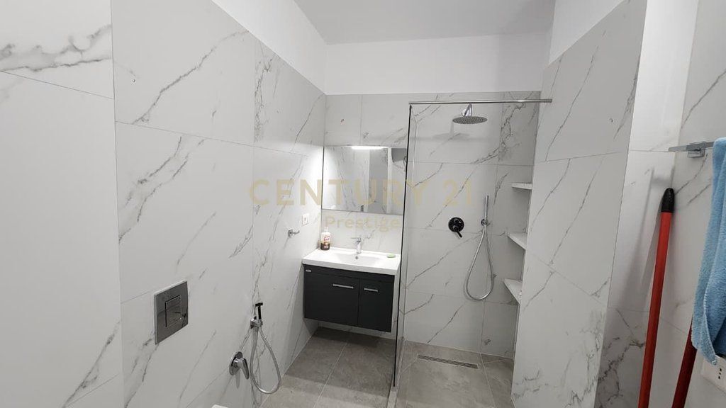 APARTAMENT 2+1 ME QIRA, "KOMPLEKSI ROMARIO"-ASTIR!