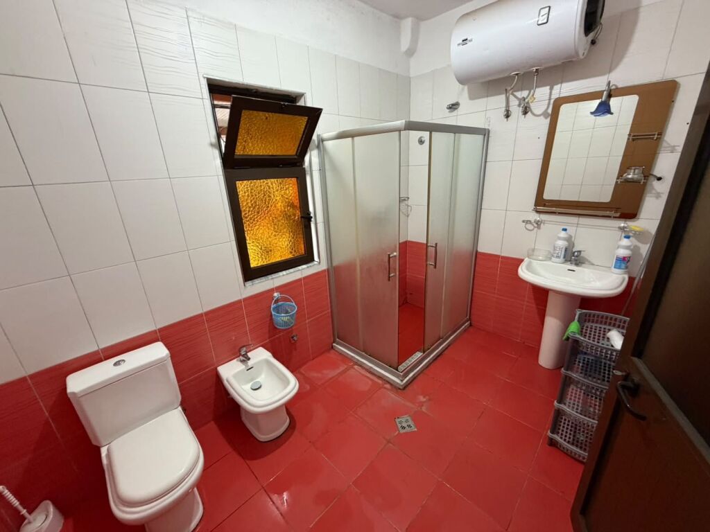 Shtepi me qera kati 0