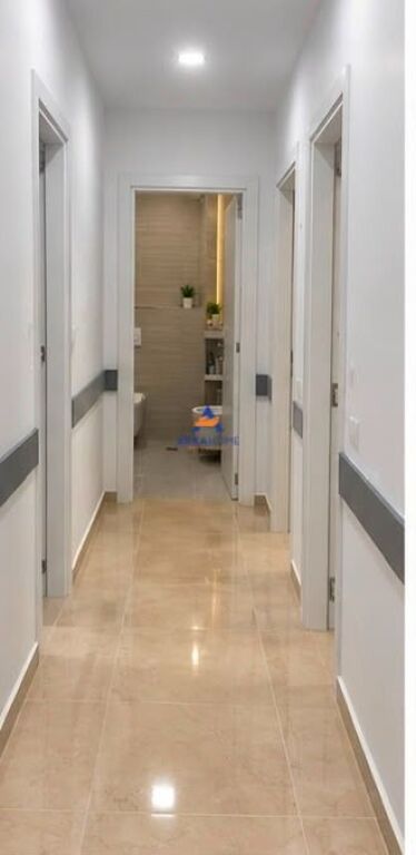 BUSINESS PREMISES FOR RENT 122 M2 "DURRËS ROAD" 1800 EURO