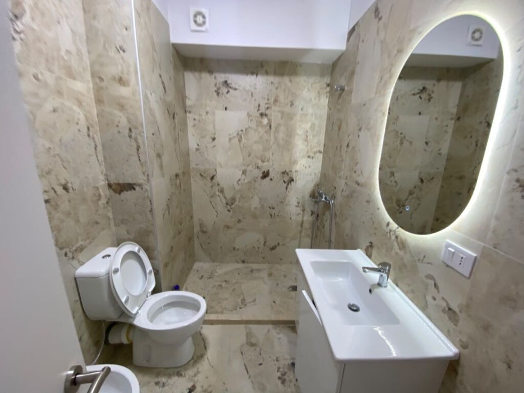Rent, 2 Apartments 1+1 + Studios, Dibra Street, Tirana Empire74569