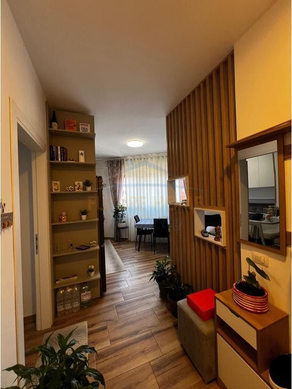In vendita, appartamento 1+1, Oasis Residence, Tirana.
