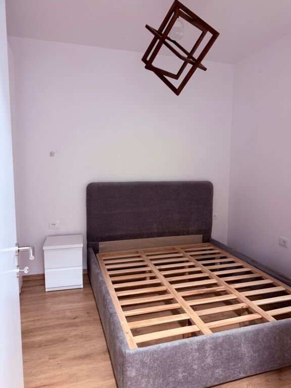 Jepet Me Qera Apartament 1+1+1 Ballkon