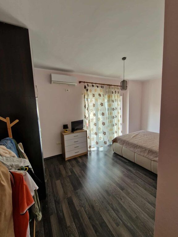 Affittasi Appartamento 2+1+1 Balcone