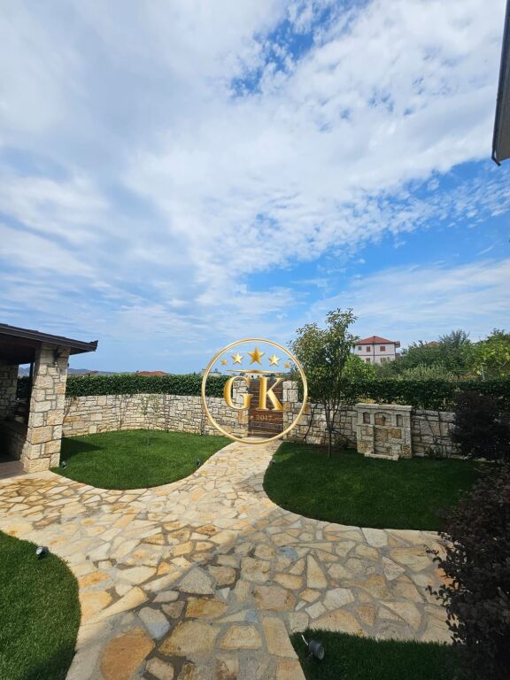 20761139 🏡 Appartamento 2+1 in affitto a Shënavlash, Durazzo 🏡