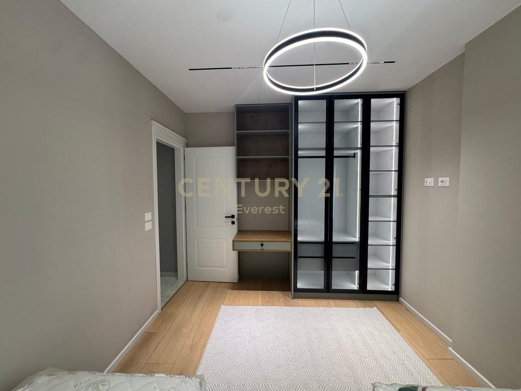 RESIDENZA LAKE LAND, AFFITTIAMO APPARTAMENTO 2+1+POSTO AUTO