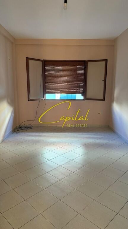 APARTAMENT ME QIRA 3+1 KODRA E PRIFTIT 50.000 LEKE