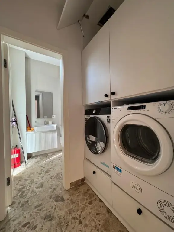 ✨ VILLA ESCLUSIVA SU 3 PIANI IN AFFITTO – VICINO A TEG 📍