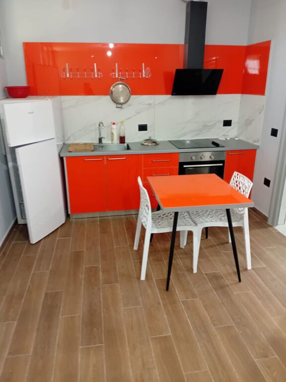 Apartament me qera