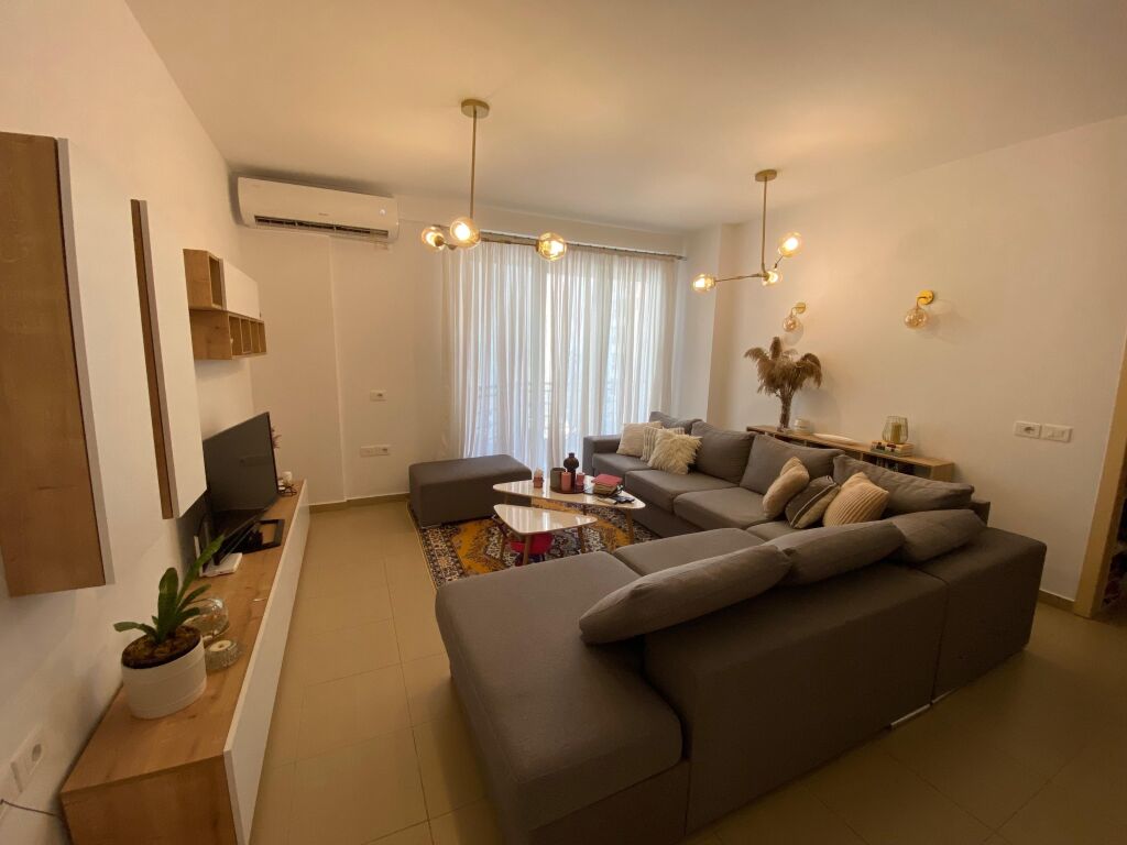 Apartment 2+1+2 for rent in Yzberisht at Bulevardi Migjeni