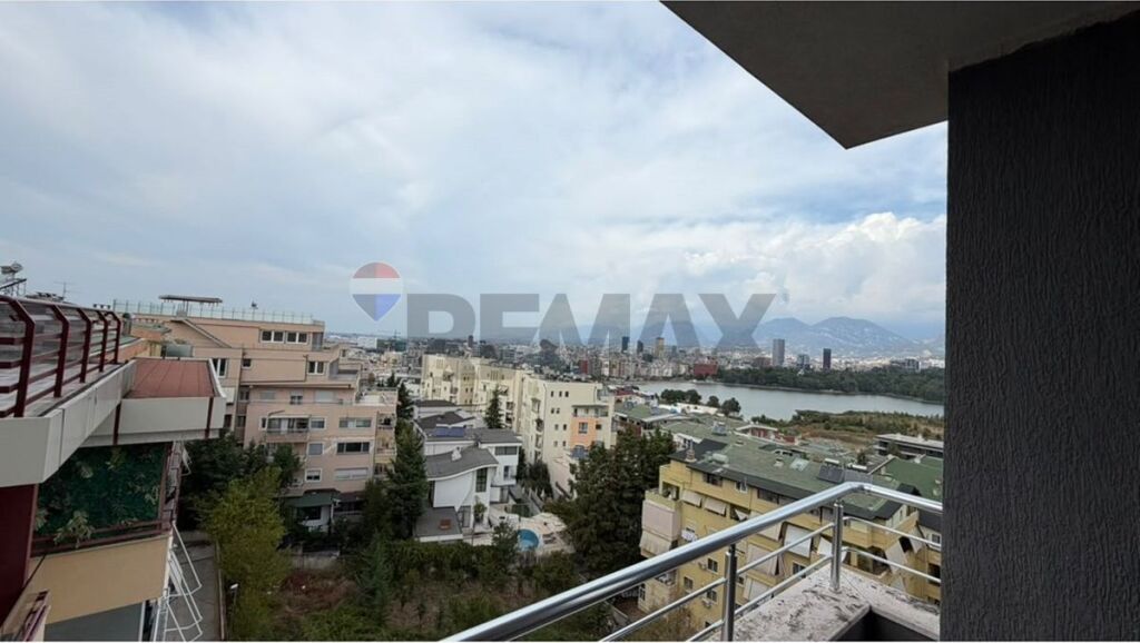 Apartment - For Rent - Dry Lake, Tirana