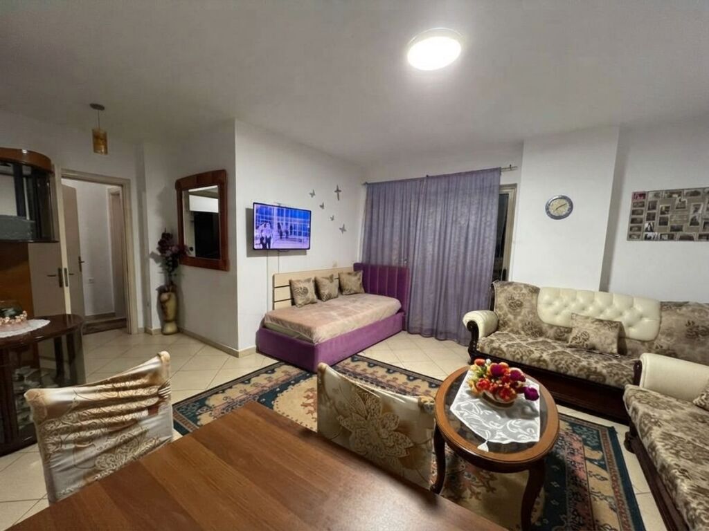 In vendita, Appartamento 1+1, Yzberisht, Tirana.