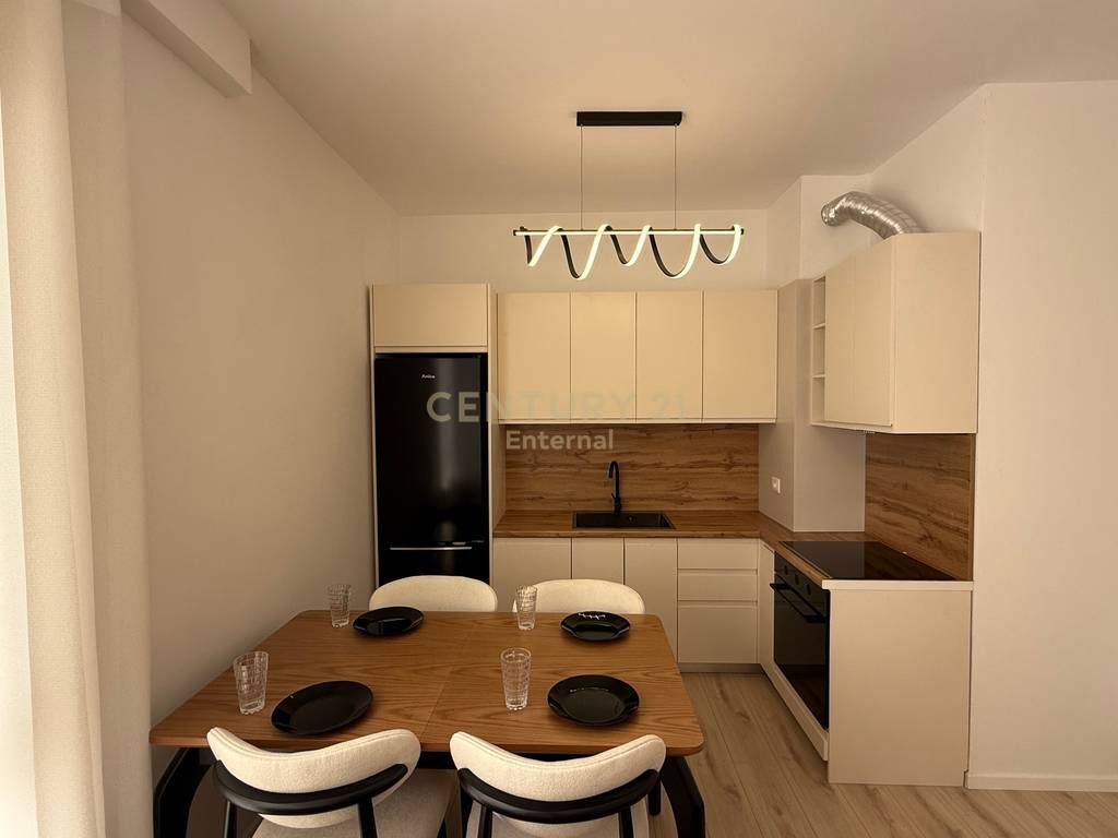 Apartament 1+1 me qira në Bulevardin e Ri, Tiranë