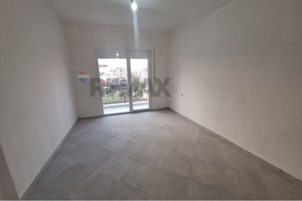 Apartment 3+1 for Sale at Brryli