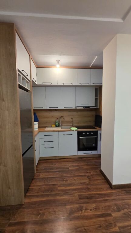 Apartament - Për Shitje - Myslym Shyri, Tiranë