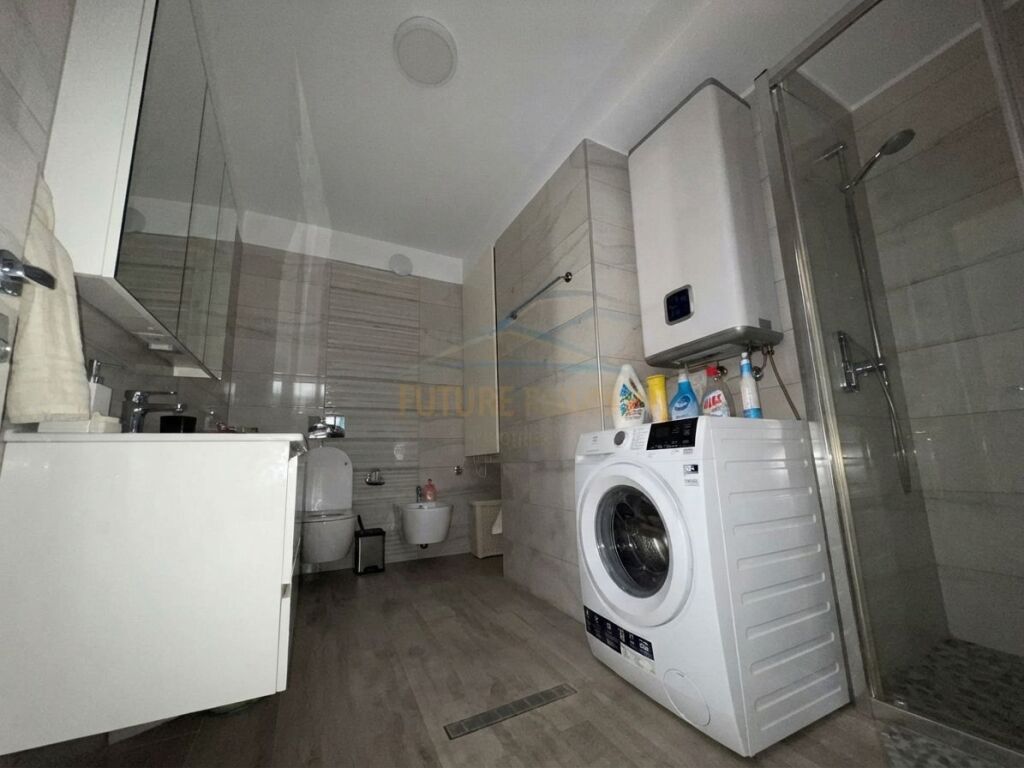 Affitto, Appartamento 3+1+2+2 Balconi, Fresk, Tirana