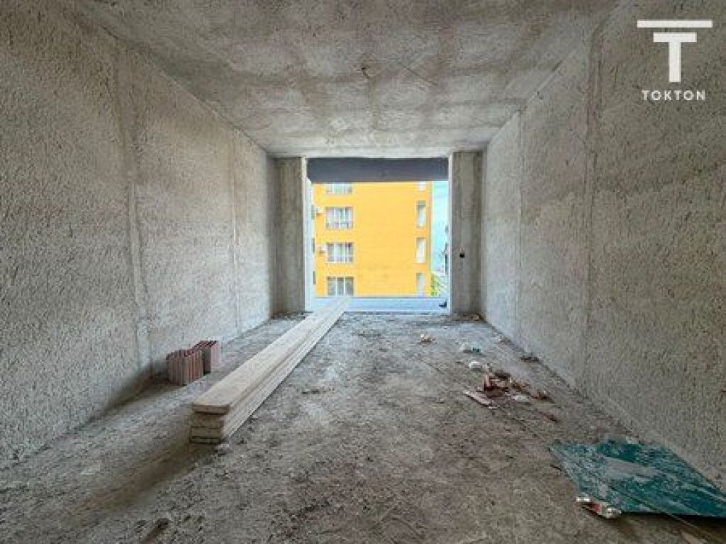 IN VENDITA, APPARTAMENTO 1+1, VLORA