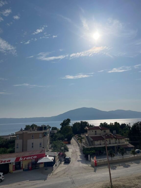 Apartament 2+1 me pamje deti me Qera Afatgjate - Radhime, Vlore