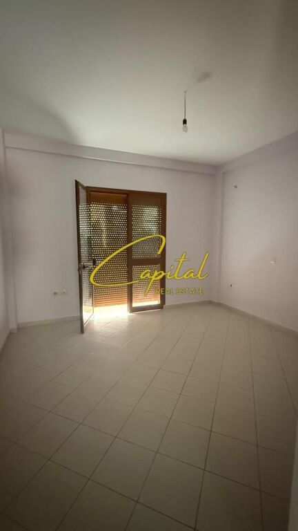 APARTAMENT ME QIRA 3+1 KODRA E PRIFTIT 50.000 LEKE