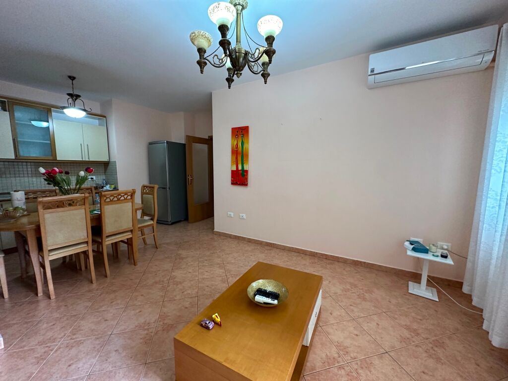 Apartament 2+1 ,Kika 1