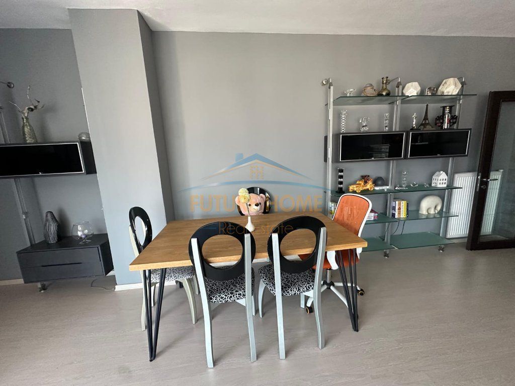 Rent, Apartment 2+1+2, Kika Complex 1, Paris Commune, Tirana.