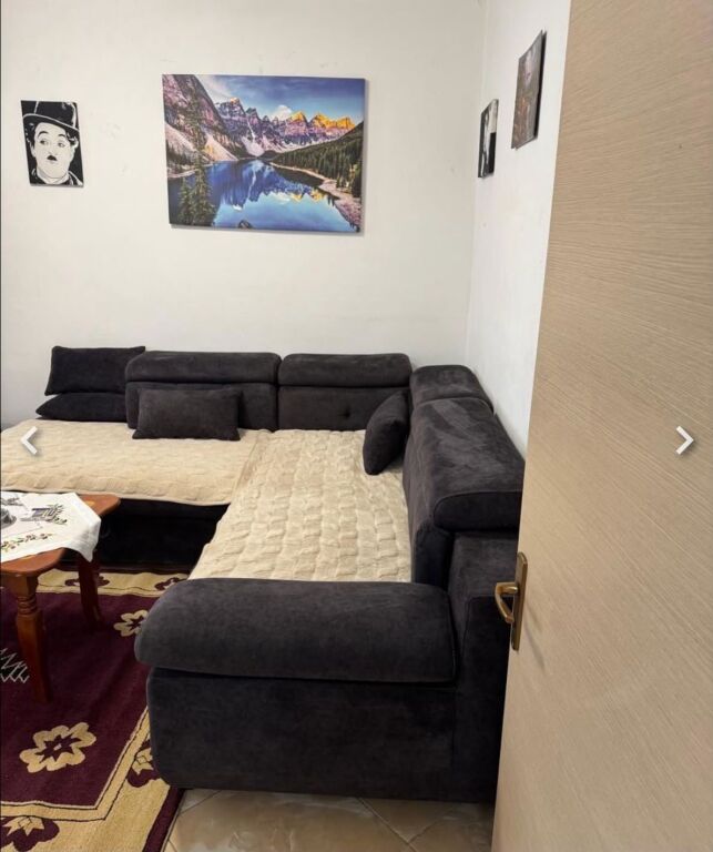 Appartamento 1+1 in affitto, Kamez (Centro) 300 mila lek vecchi