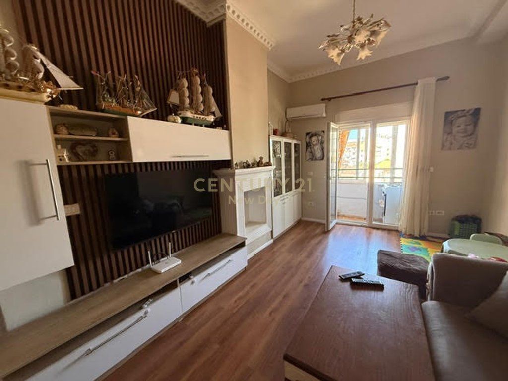 2+1 apartment for sale near Blue Star Durres.