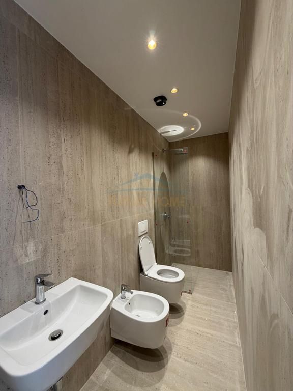 Qera, Apartament 1+1 , Pazari i Ri , Tirane