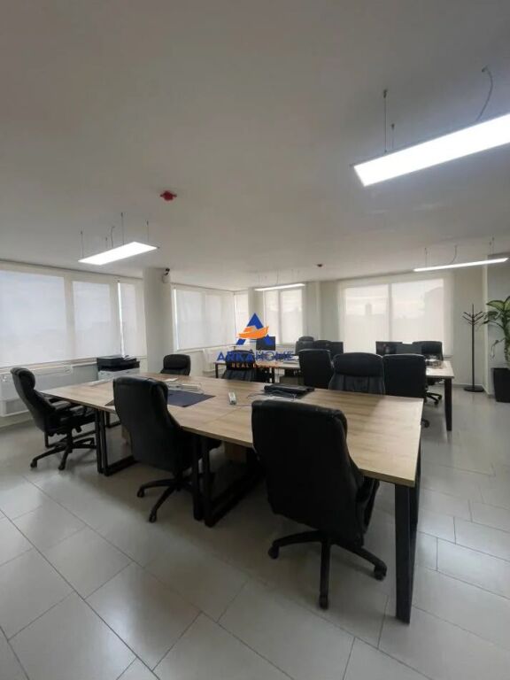 OFFICE FOR RENT 370 M2 "SHKODER" PRICE ON REQUEST