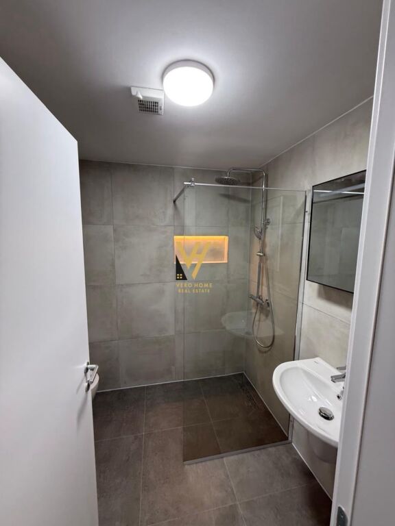 FOR RENT 2+1+BLK APARTMENT NEAR THE FORMER SHQIPONJA SQUARE 85,000 LEKE
