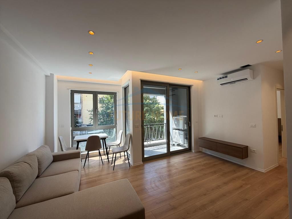 Qera, Apartament 1+1 , Pazari i Ri , Tirane