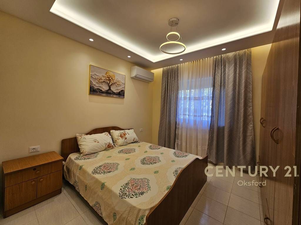 JEPET ME QERA APARTAMENT 2+1 NE LAPRAK, RRUGA DRITAN HOXHA 700 € /Muaj