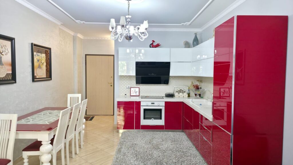 APARTAMENT 2+1 NE SHITJE KOMISARIATI 4