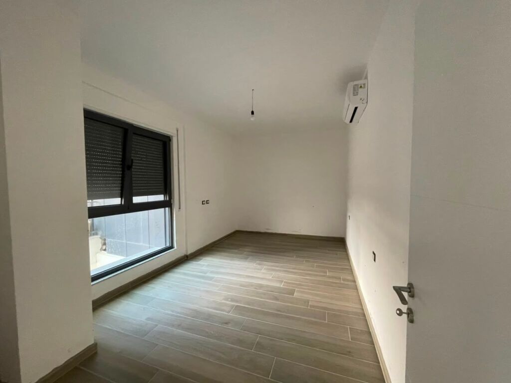 Qera, Apartament 1+1, Rruga Jordan Misja, Tirane . Empire74574