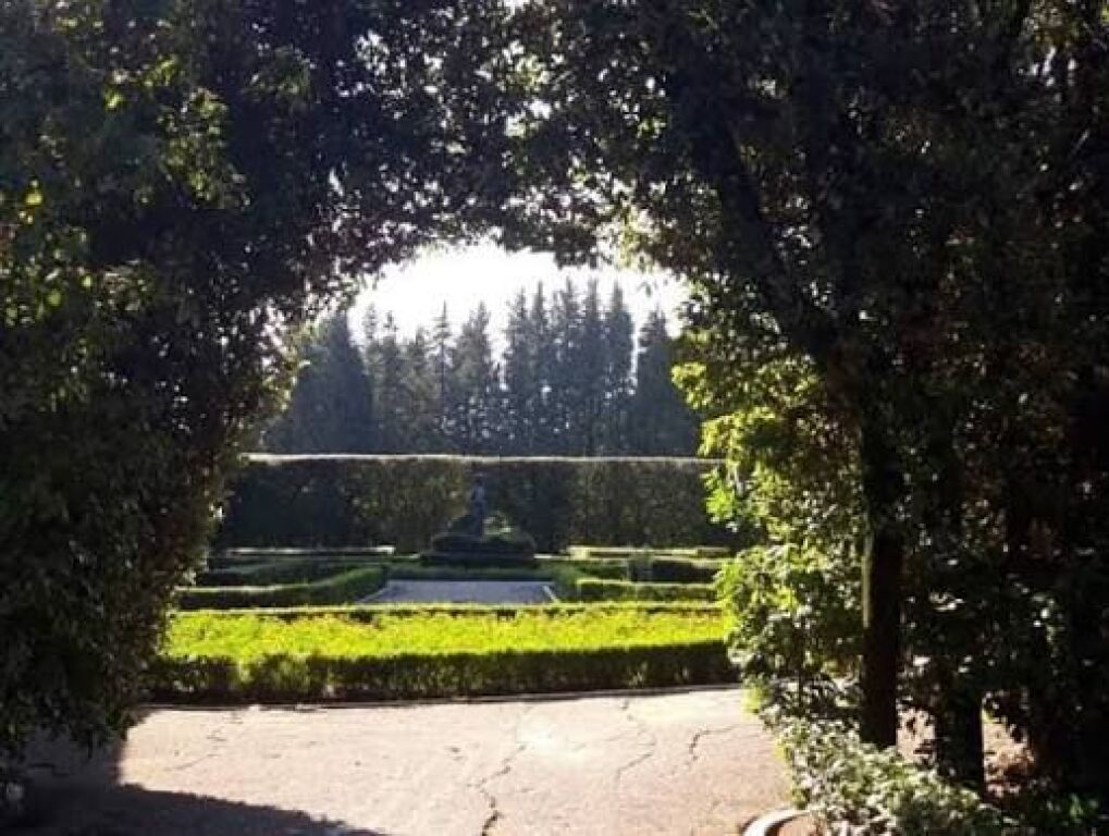 VILË ME QIRA | RRUGA E ELBASANIT, PALLATI I BRIGADAVE