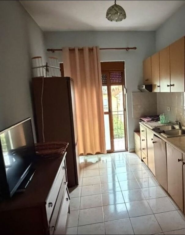 APARTAMENT 1+1 35,000 LEKE PORCELAN