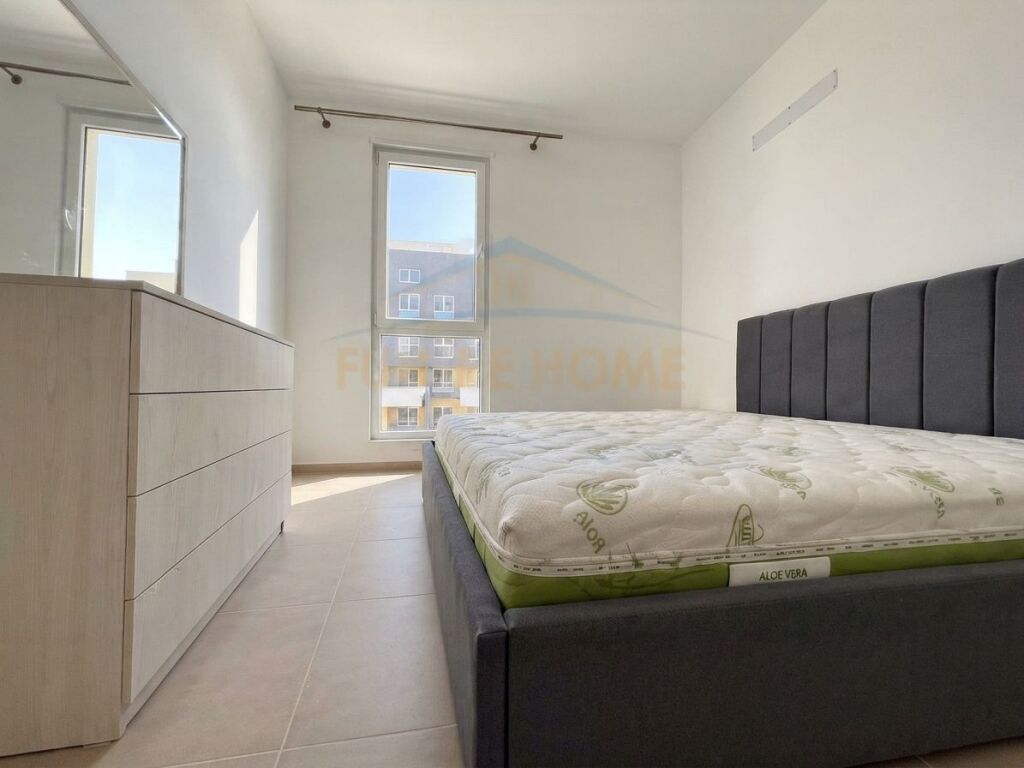Shitet, Apartament 2+1, Univers City, Tiranë
