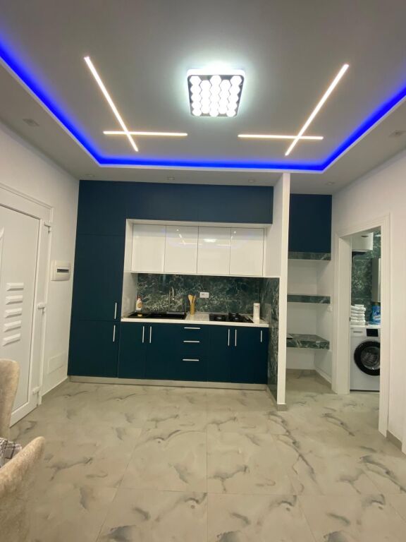 Jepet me Qira Apartament 2+1 – Kati i parë i një Vile Lagjja 17 Durres