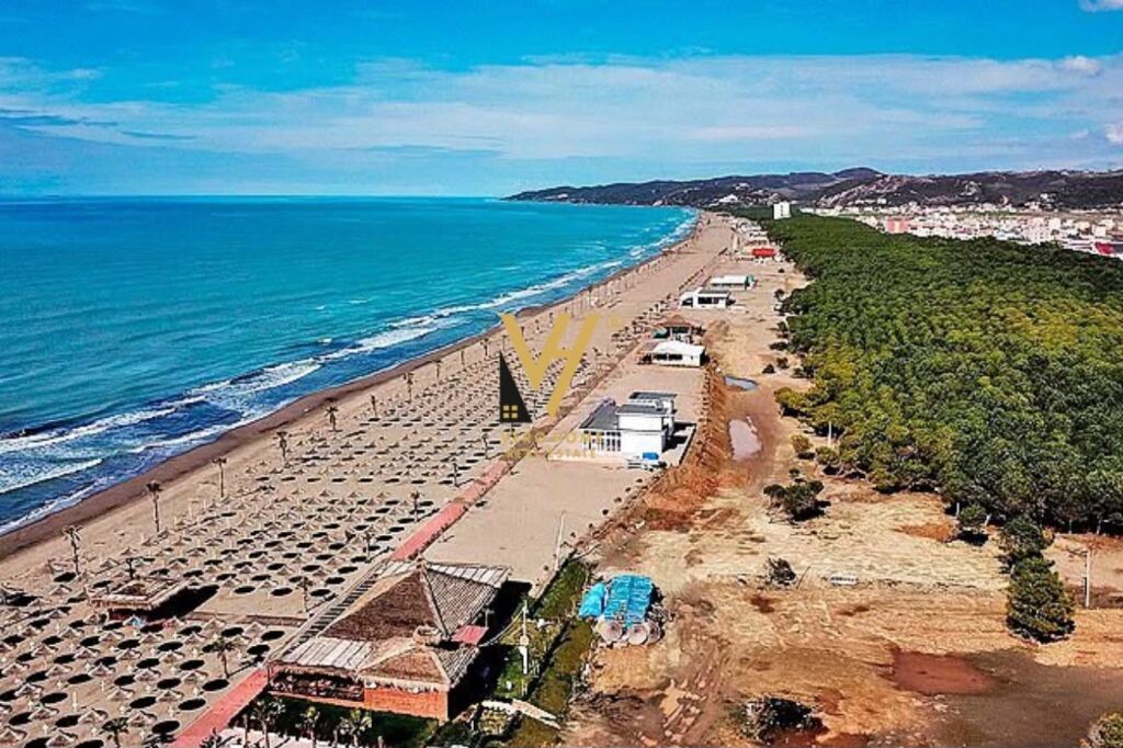 LAND FOR SALE 15,000 M2 IN SPILLE, FIRST COASTAL LINE