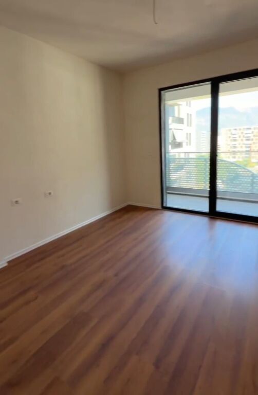 Shitet apartament 2+1+2 tek Kompleksi Parallel Living , Rruga Don Bosko ! 215.000 Euro !