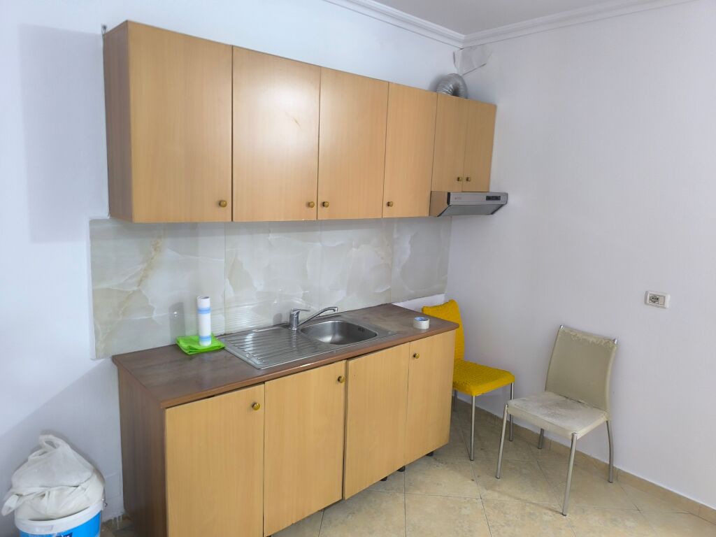 Apartament me qira