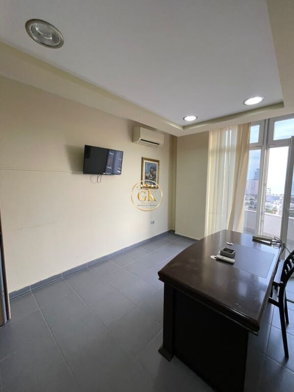 20831761 🏢 UFFICIO IN AFFITTO – VISTA MARE | ZONA COMUNE DI DURAZZO
