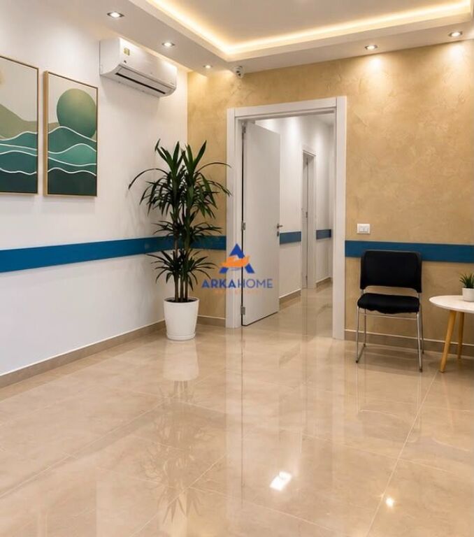 BUSINESS PREMISES FOR RENT 122 M2 "DURRËS ROAD" 1800 EURO