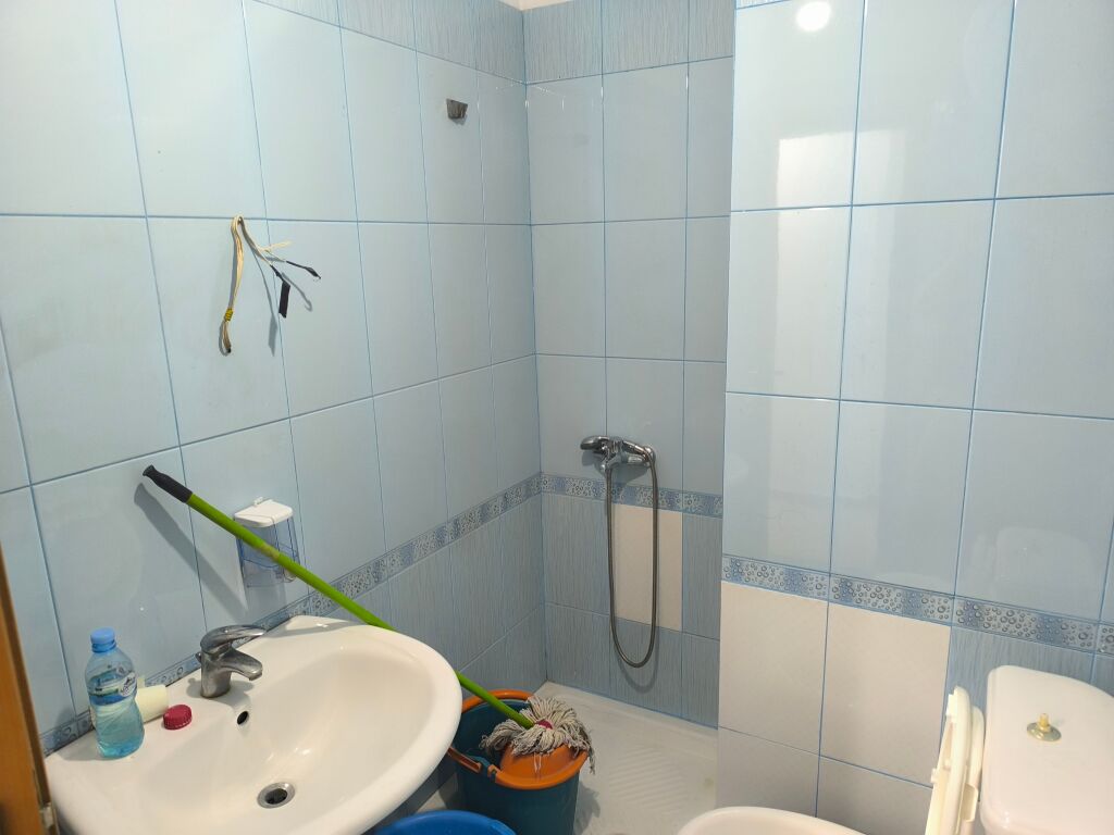 Apartament me qira