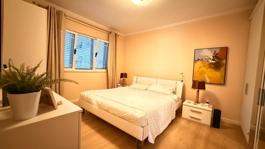 Apartment 1+1 for sale at Komuna e Parisit